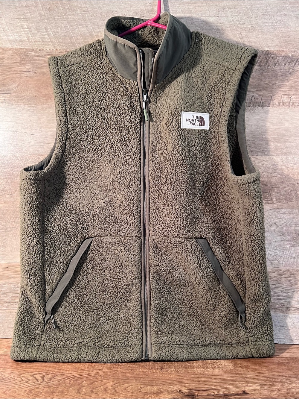 The North Face Campshire Sherpa Fleece Full Zip Vest Olive Green